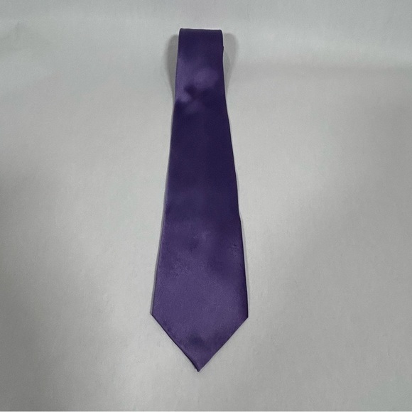 Puritan Stain Resistant Silk Lavender Tie - Picture 2 of 7